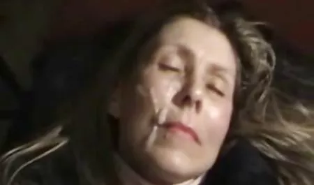 Kryształ owłosione Azji słodka malutka Bi-bi-si darmowe filmy kobiet