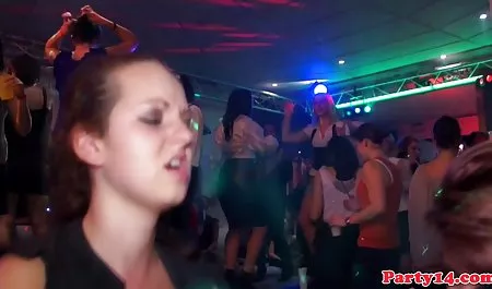 Bocznej w sex za darmo film sprayu