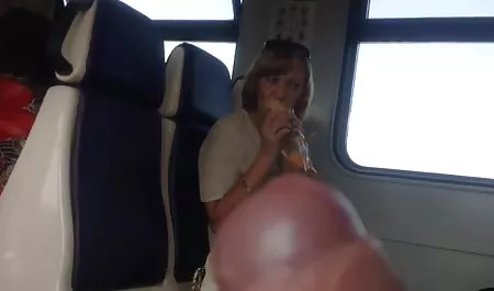 Następnie lizać sex rura filmy za darmo mojego fiuta bez prezerwatywy